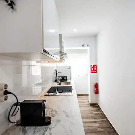 Encantador Apartamento En Barajas By Bebalmy Madrid Exterior photo